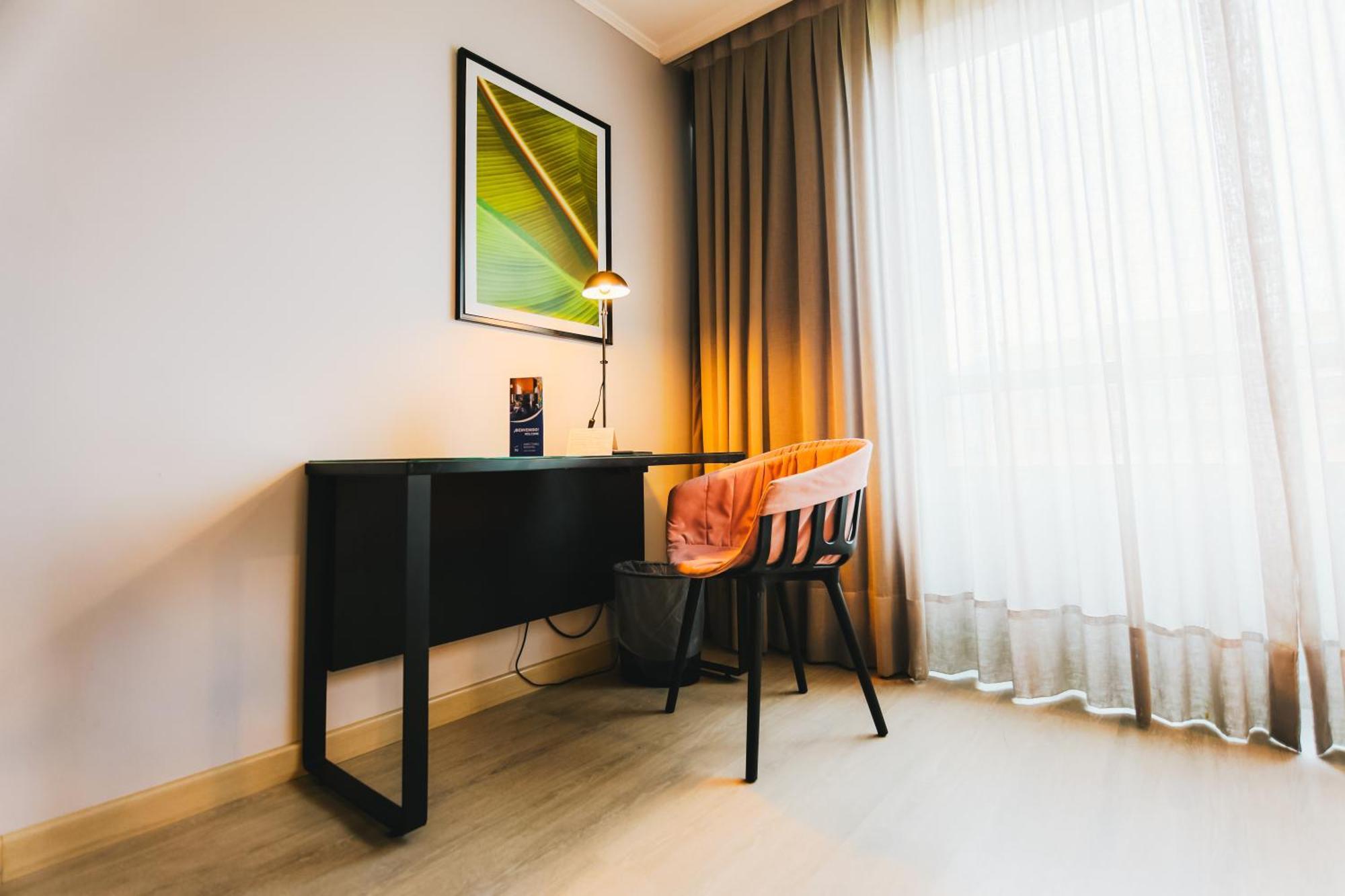 Novotel Santiago Las Condes Luaran gambar
